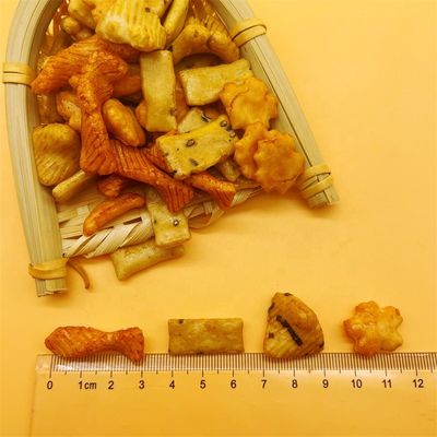 কেনা জাপানি বহিরাগত বেকড শস্য স্ন্যাক ফুড রোস্টেড ওরিয়েন্টাল কালারফুল মিক্স রাইস ক্র্যাকার online manufacture