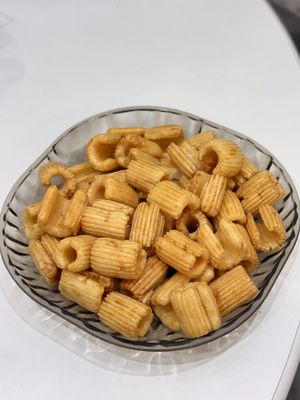 কেনা বেকড স্পাইসি চিংড়ি রাইস ক্র্যাকারে স্বাদ এবং ক্রাঞ্চের নিখুঁত ভারসাম্য অনুভব করুন online manufacture