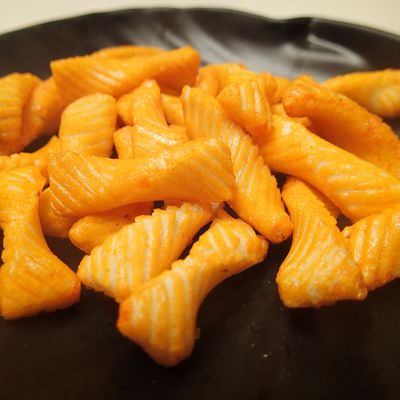 ভালো দাম গ্লুটিনাস রাইস ক্র্যাকার স্ন্যাকস ক্রিস্পি টেক্সচার মিষ্টি মরিচ ক্র্যাকার অনলাইন