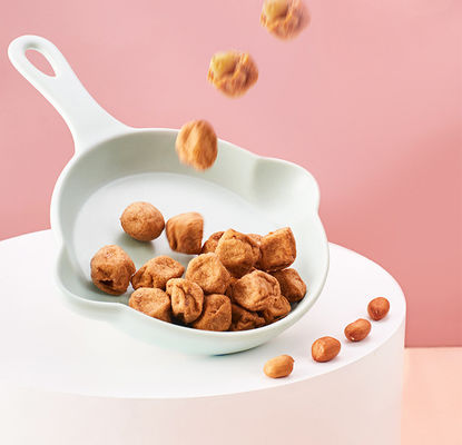 ভালো দাম BBQ পাউডার বরই আকৃতির লবণযুক্ত ভাজা চিনাবাদাম রারিওলি লেপা চিনাবাদাম অনলাইন